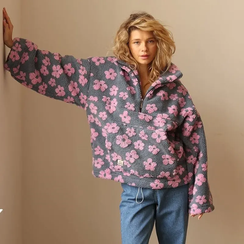 Elise sherpa trui met bloemenprint voor dames in roze