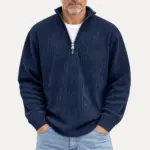 Ribgebreide trui met halve rits voor heren in navy blauw