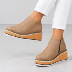 Enkellaarsjes met sleehak dames in taupe