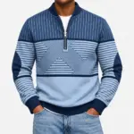 Sweater met halve rits en print voor heren in blauw, gedragen met een lichte jeans